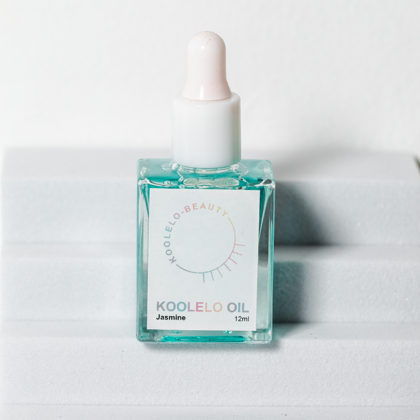 Cuticle oil dropper