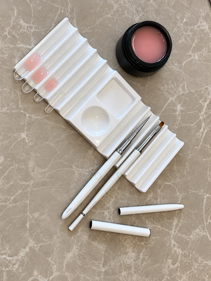 DUAL FORM & NAIL ART WORKSTATION