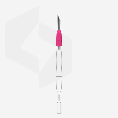 Working part of the manicure pusher Combo UNIQ 12 beveled pusher