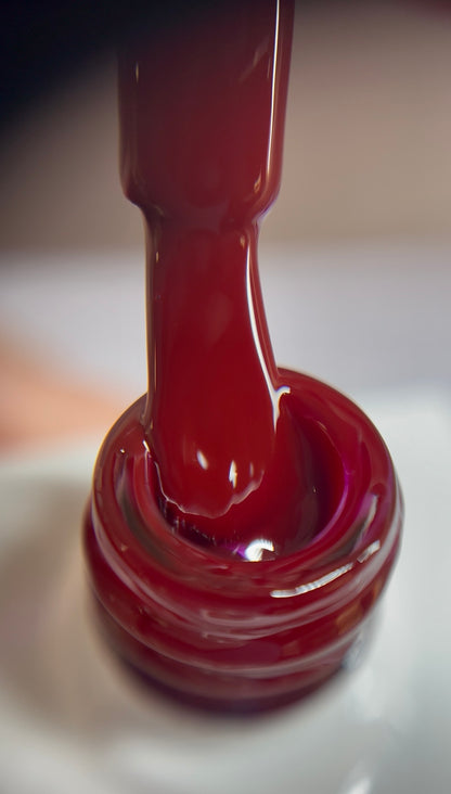 Warm brown-based red with a soft, elegant tone. TPO & HEMA free.