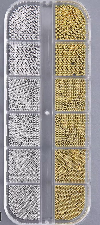 NAIL RHINESTONES